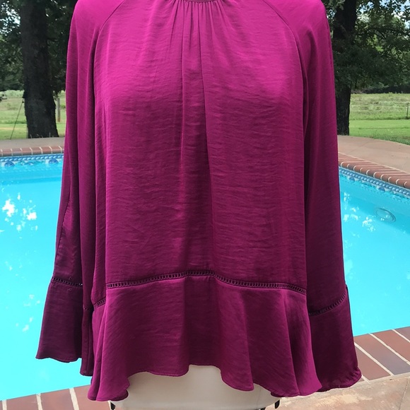 Mossimo Women’s, Large, fuchsia flowy blouse. - Picture 7 of 11